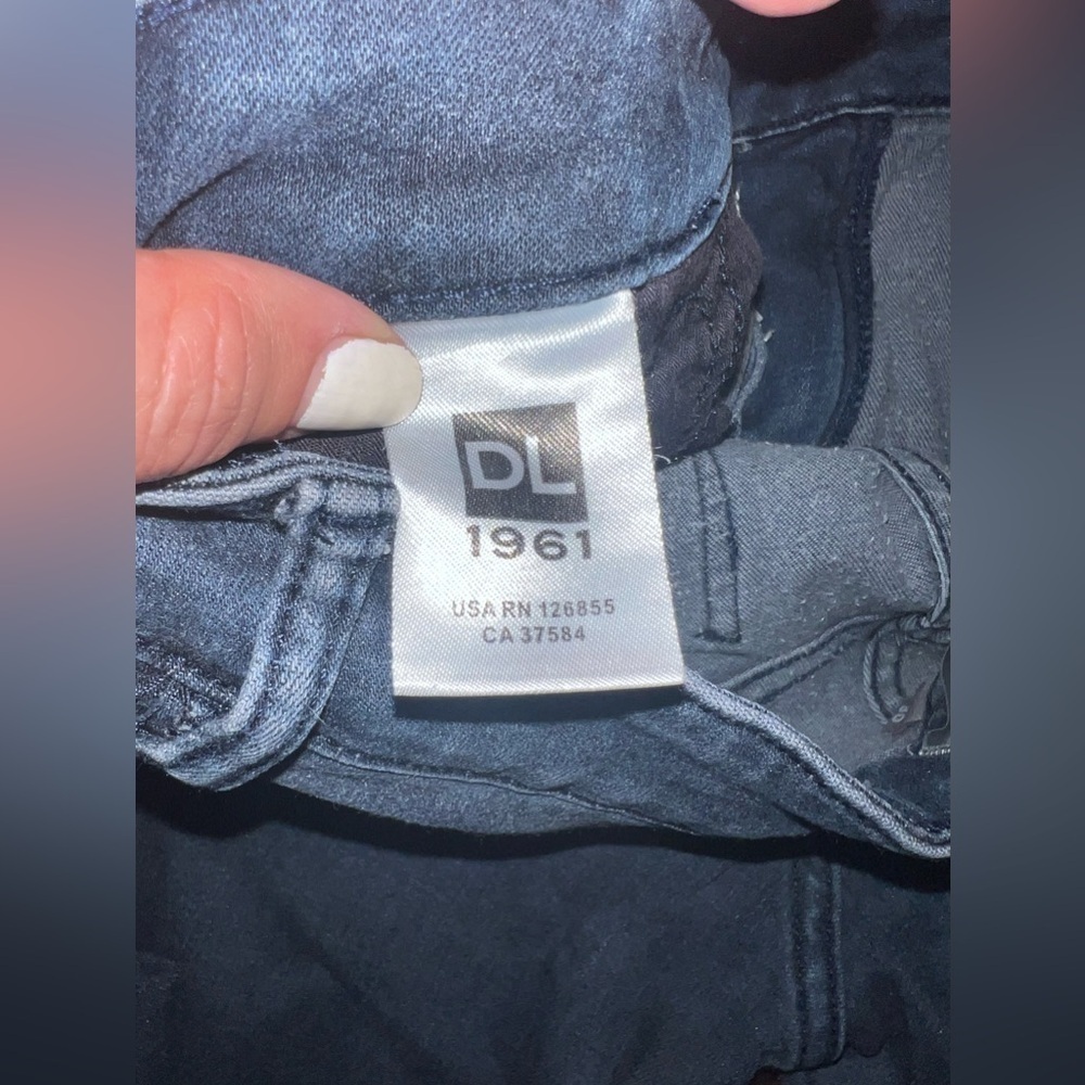 DL1961 High Rise Instasculpt skinny Leg Jeans Size 30 dark wash - Picture 2 of 10
